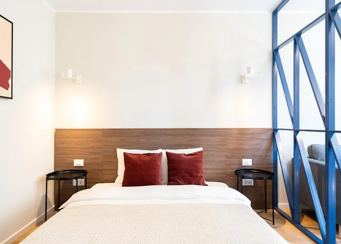 Apartment Elegant In The Heart Of The Town Bucharest