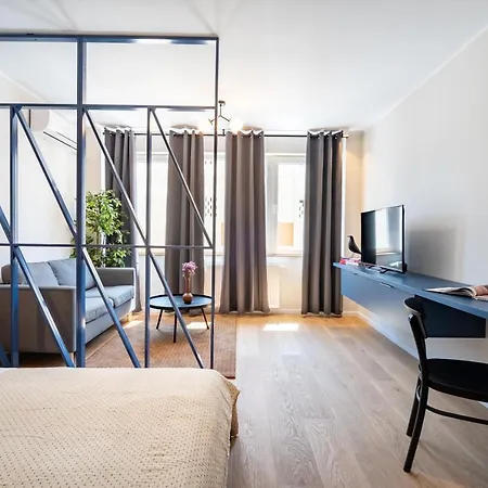 Διαμέρισμα Elegant In The Heart Of The Town