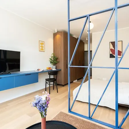 Elegant In The Heart Of The Town *