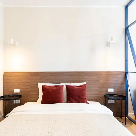 Apartment Elegant In The Heart Of The Town Bucharest