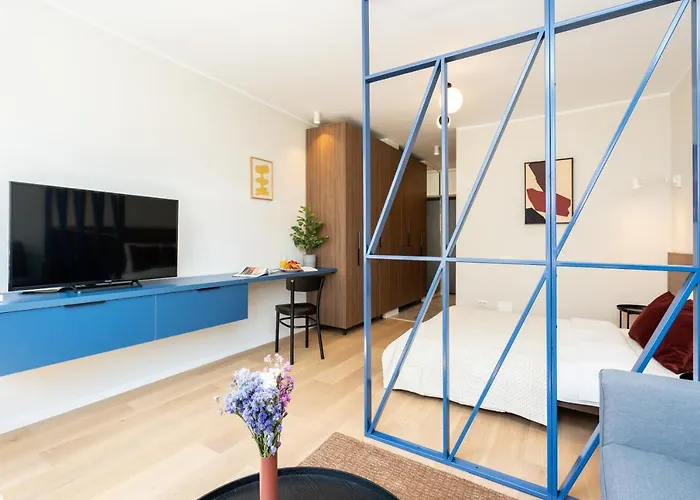 Elegant In The Heart Of The Town *