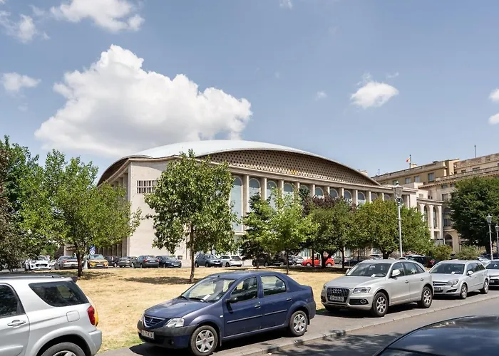 Elegant In The Heart Of The Town Apartament *