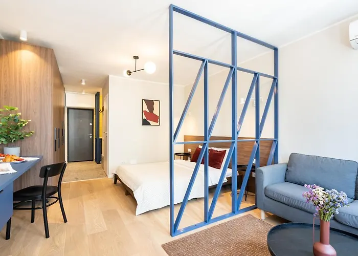Elegant In The Heart Of The Town Apartment