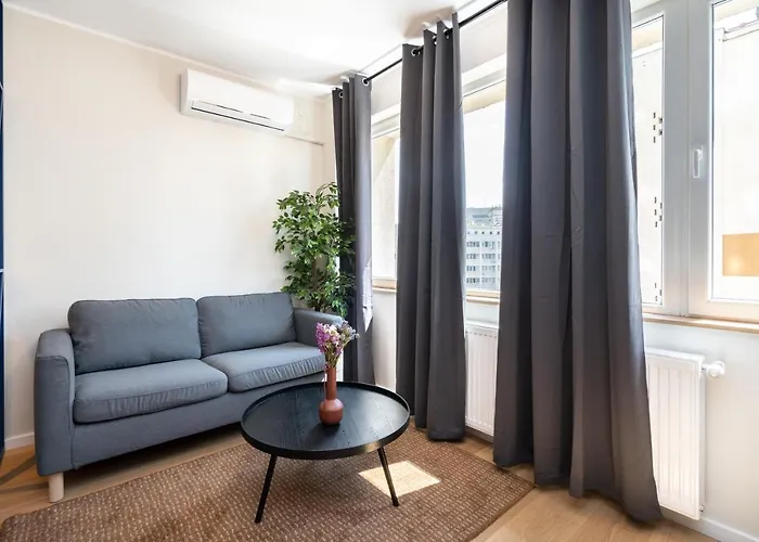 Elegant In The Heart Of The Town דירה